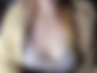 Live cam show with Hornyyyyyy.Wet.Voyeur.Momyyyy - Green Eyes on makecum.org