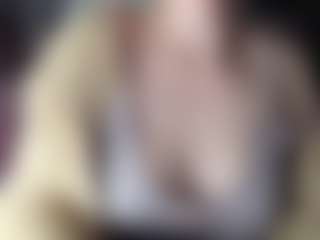 Hornyyyyyy.Wet.Voyeur.Momyyyy's Live Sex Cam Show