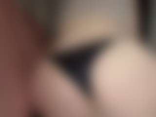 Live cam show with Hornyyyyyy.Wet.Voyeur.Momyyyy - Petite MILF on CamSextacy