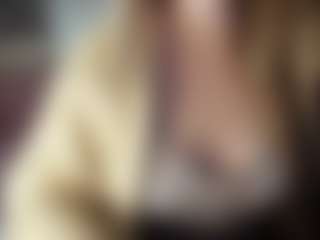 Live cam show with Hornyyyyyy.Wet.Voyeur.Momyyyy - Drinking on xxxlivecams.org