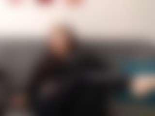 blonde-mature's Live Sex Cam Show