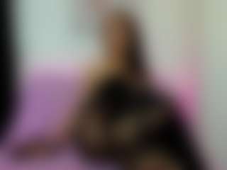Live cam show with blonde-mature - Dildo Mature on xplaylive.com