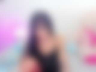 Live cam show with Danieladollts - Black on Camming Site