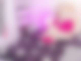 Live cam show with Danieladollts - Tease on Dolls Live