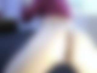 Live cam show with linzeysmith4 - Lesbian on galaxygirlnitro.com