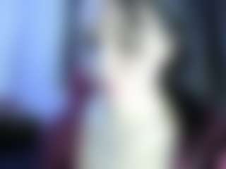 Live cam show with linzeysmith4 - Lesbian on CamwithHer