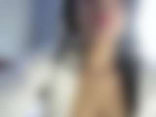 Live cam show with linzeysmith4 - Lesbian on livesexfox.com