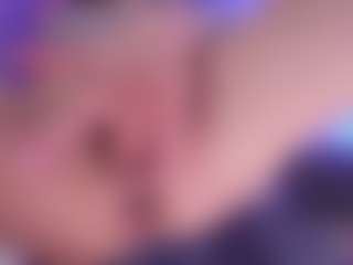 Live cam show with Marry-Cordy - Tease MILF on Dare Cams