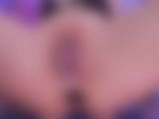 Live cam show with Marry-Cordy - Shaved Pussy on AdultVida.com