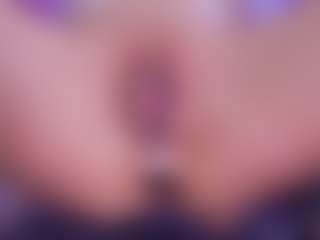 Live cam show with Marry-Cordy - Skinny MILF on Camsoda