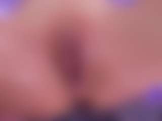 Live cam show with Marry-Cordy - Squirt MILF on sexylive.show