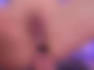 Live cam show with Marry-Cordy - HD MILF on SxyPornLive