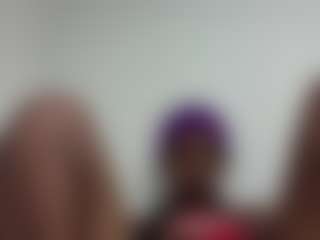 Live cam show with Queen-sasha - Ebony Petite on camtv