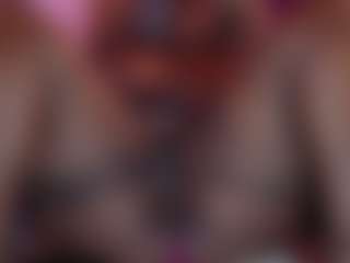 Live cam show with Black-pussydoll - Brown Eyes on EXY