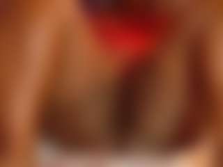 Live cam show with Black-pussydoll - Athletic on CSO-WL