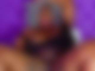 Live cam show with Black-pussydoll - Solo on liverealitysex.com