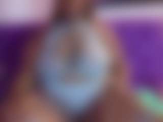 Live cam show with Black-pussydoll - Dildo on Camming Site