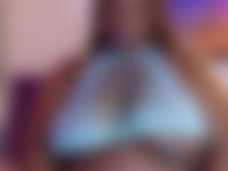 Live cam show with Black-pussydoll - Athletic Bedroom on sexylive.show