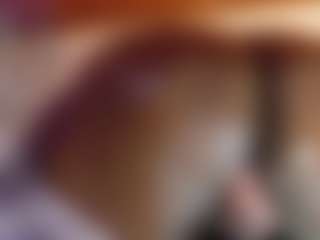 Live cam show with Black-pussydoll - Athletic on sexylive.show