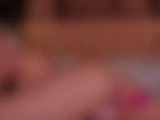 Live cam show with CherryModel - Green Eyes on MyBangCams