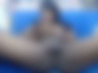 Live cam show with angelica-bragan - Mature on madthumbs