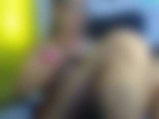 Live cam show with HeidySumers - Ejaculation on Soda Cam