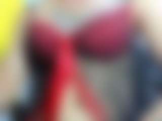 Live cam show with HeidySumers - Smoking on Camsoda