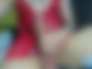 Live cam show with HeidySumers - Spank on SxyPornLive