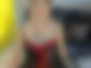 Live cam show with HeidySumers - Drinking on Camsoda