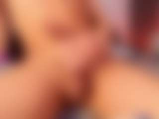 Live cam show with Ethaan cox - Brown Hair on CamwithHer