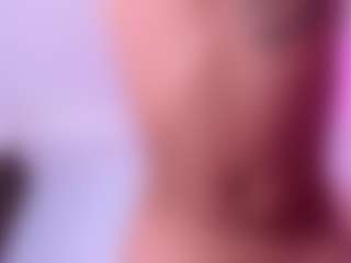 Live cam show with Ethaan cox - Brown Hair on hotwifechat.live