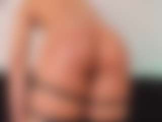 Live cam show with Ethaan cox - Outside on Free Soda