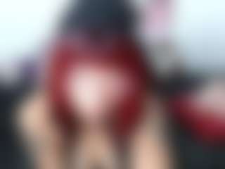 Live cam show with Kataleya - Amateur on Milfs Live