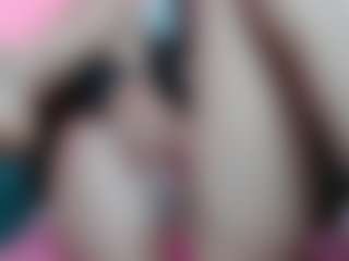 Live cam show with Kataleya - Fucking on Camsoda