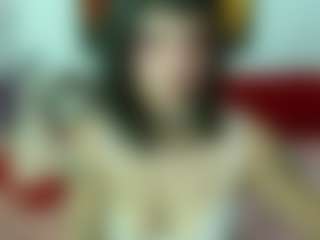 Live cam show with Kataleya - Teen (18+) on Milfs Live