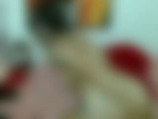 Live cam show with Kataleya - Facial Piercings on SmokeAndPoke