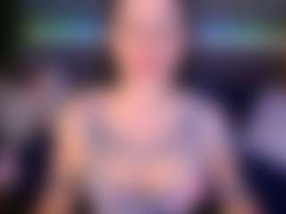 AmberDismond's Live Sex Cam Show