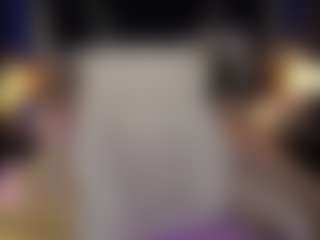 Live cam show with AmberDismond - Smoking on Camsoda