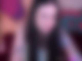 Live cam show with AmberDismond - Latina on Gym Cam Girls