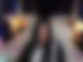 Live cam show with AmberDismond - Normal on Livezox
