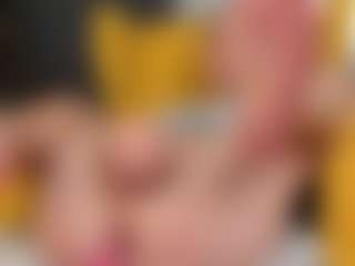 Divaandrea19's Live Sex Cam Show
