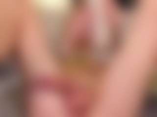 Divaandrea19's Live Sex Cam Show