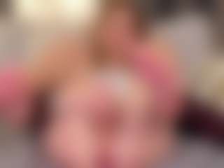 Divaandrea19's Live Sex Cam Show