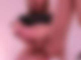 Divaandrea19's Live Sex Cam Show