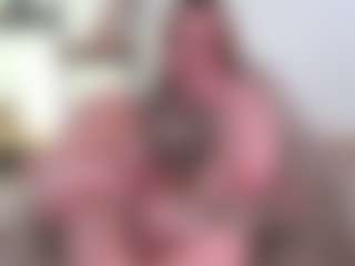 Live cam show with Divaandrea19 - Lean on Camsoda