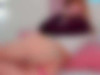 Live cam show with Divaandrea19 - Young Adult on Camsoda