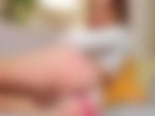 Divaandrea19's Live Sex Cam Show