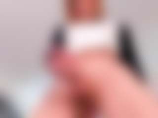 Divaandrea19's Live Sex Cam Show
