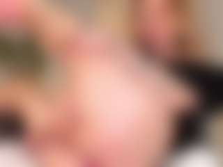 Divaandrea19's Live Sex Cam Show