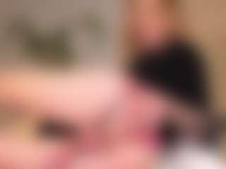 Live cam show with Divaandrea19 - Lean on Fling VIP Chat